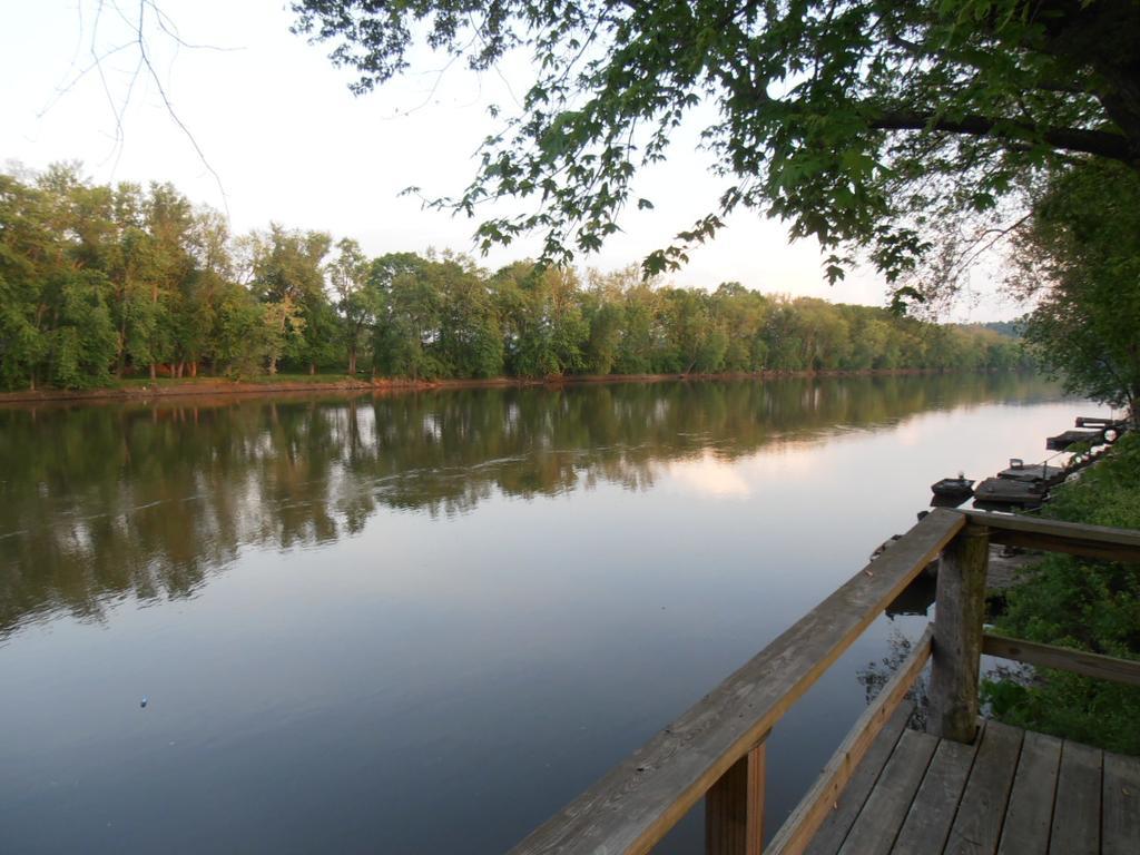 Martin'S River Cabin Dresden エクステリア 写真
